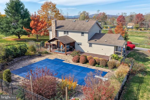 531 CAPITOL HILL RD, Dillsburg, PA 17019