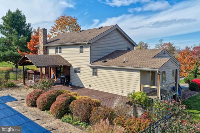 531 CAPITOL HILL RD, Dillsburg, PA 17019