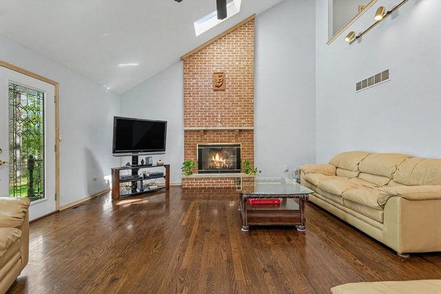 703 Westridge Road, Joliet, IL 60431