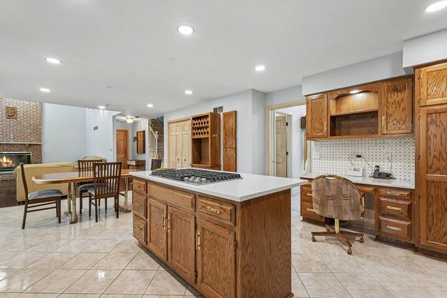 703 Westridge Road, Joliet, IL 60431