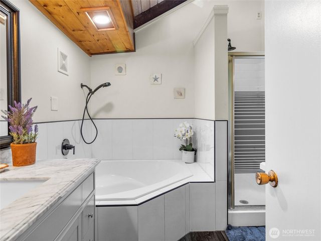 170 E Camus Drive, Shelton, WA 98584