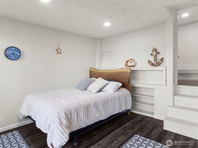 170 E Camus Drive, Shelton, WA 98584