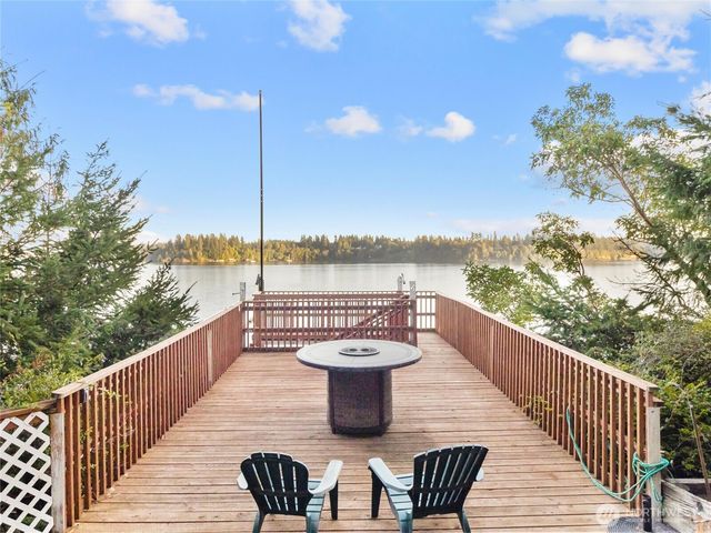 170 E Camus Drive, Shelton, WA 98584