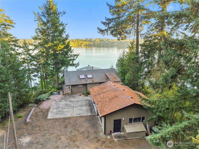 170 E Camus Drive, Shelton, WA 98584