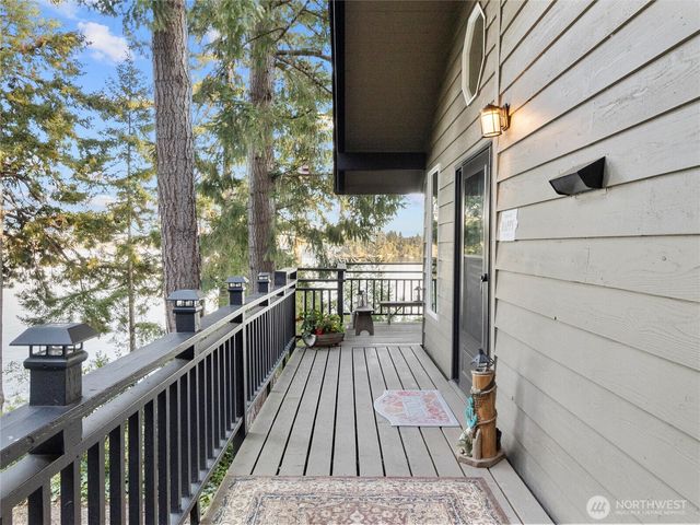 170 E Camus Drive, Shelton, WA 98584