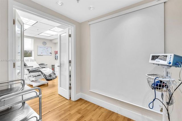 2030 S Douglas Rd 216, Coral Gables, FL 33134