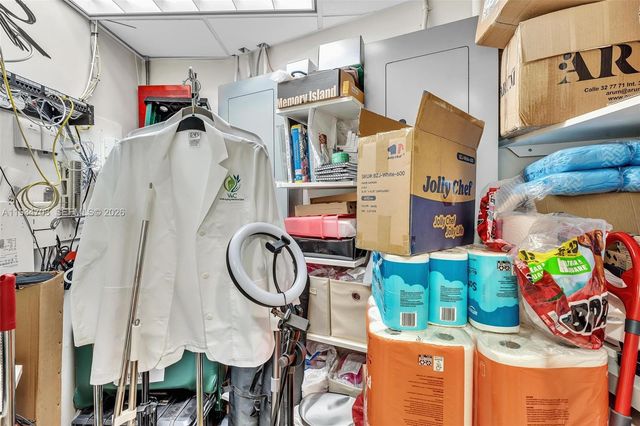 2030 S Douglas Rd 216, Coral Gables, FL 33134