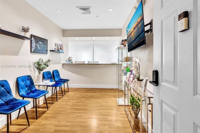 2030 S Douglas Rd 216, Coral Gables, FL 33134