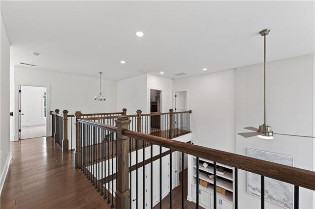 1011 Ridgeview Road, Woodstock, GA 30188