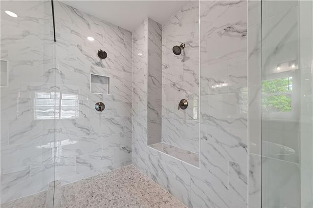 1011 Ridgeview Road, Woodstock, GA 30188