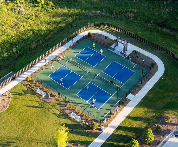1011 Ridgeview Road, Woodstock, GA 30188