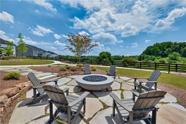 1011 Ridgeview Road, Woodstock, GA 30188