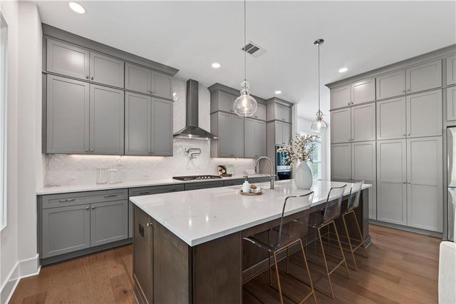 1011 Ridgeview Road, Woodstock, GA 30188