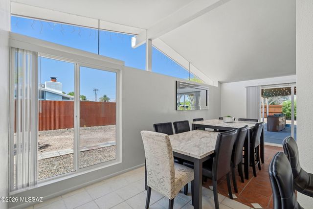 4936 N La Cañada Drive, Tucson, AZ 85704
