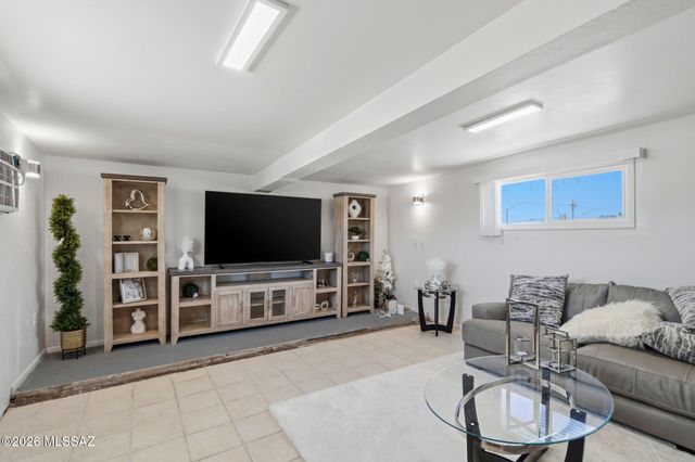 4936 N La Cañada Drive, Tucson, AZ 85704
