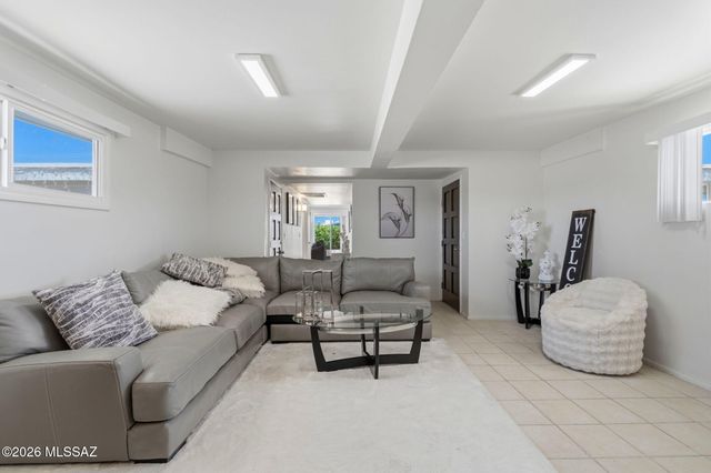 4936 N La Cañada Drive, Tucson, AZ 85704