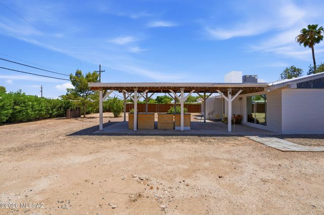 4936 N La Cañada Drive, Tucson, AZ 85704
