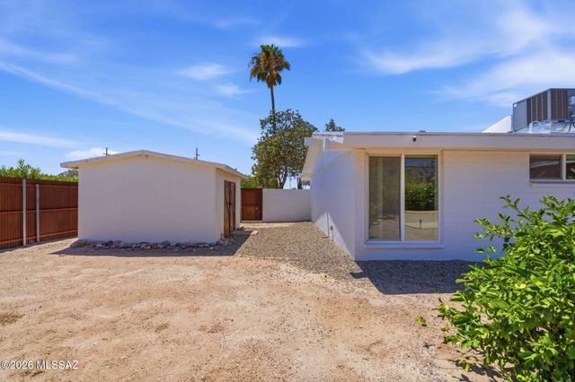4936 N La Cañada Drive, Tucson, AZ 85704
