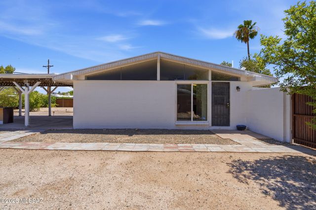 4936 N La Cañada Drive, Tucson, AZ 85704
