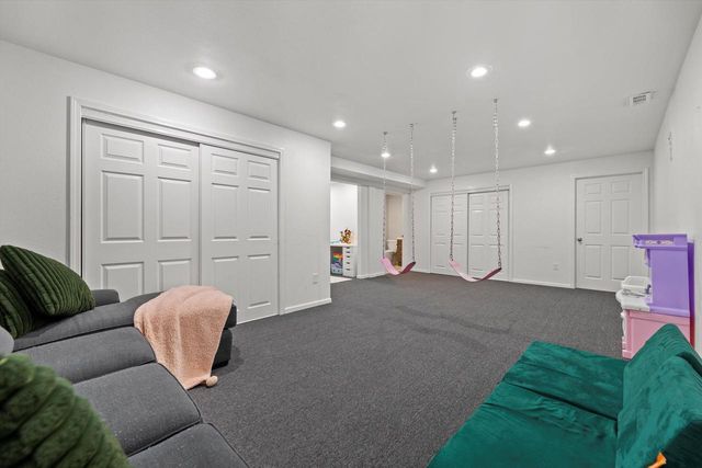 2326 Carlas WAY, Mount Pleasant, WI 53406