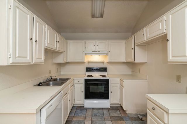 4721 Wineberry Drive, Fort Worth, TX 76137