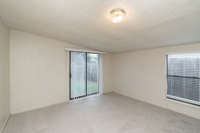 4721 Wineberry Drive, Fort Worth, TX 76137