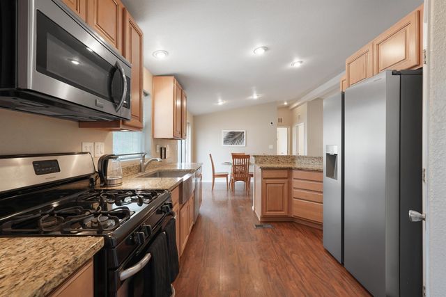 984 Hollywood Boulevard, Corrales, NM 87048