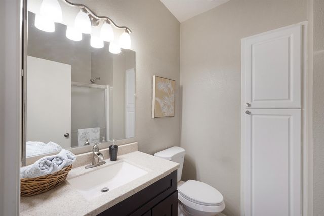 984 Hollywood Boulevard, Corrales, NM 87048