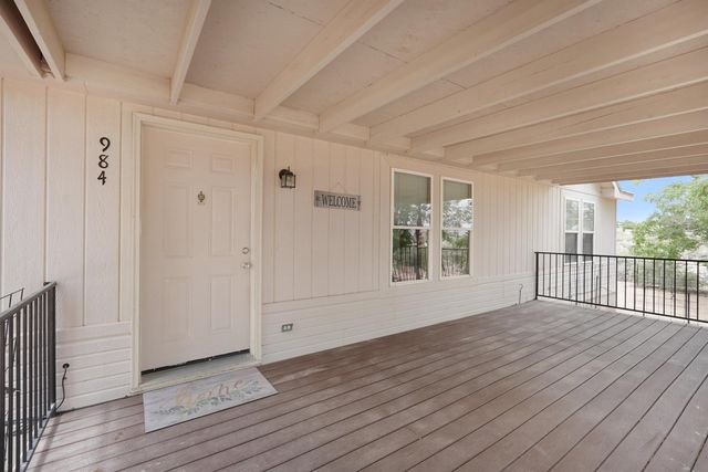 984 Hollywood Boulevard, Corrales, NM 87048