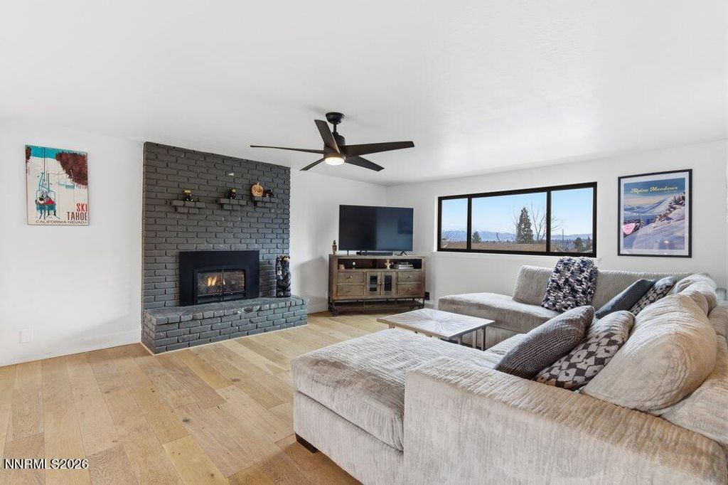 Image 6 of property listing at 1801 Carlin Street, Reno, NV 89503