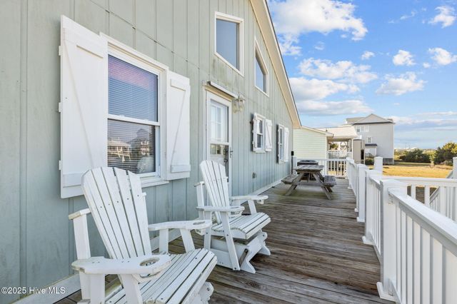 2106 Ocean Drive, Emerald Isle, NC 28594