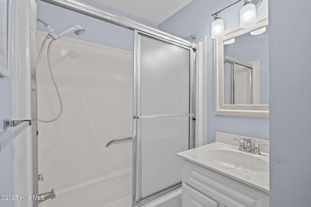 2106 Ocean Drive, Emerald Isle, NC 28594