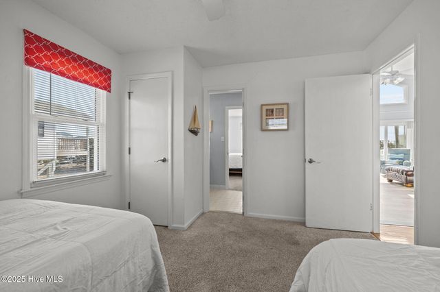 2106 Ocean Drive, Emerald Isle, NC 28594