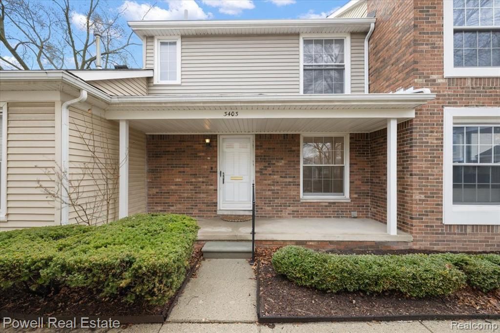 3403 Crooks Road, Royal Oak, MI 48073