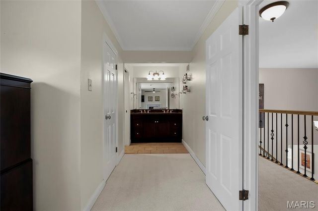 12405 Montsouris Drive, Creve Coeur, MO 63141