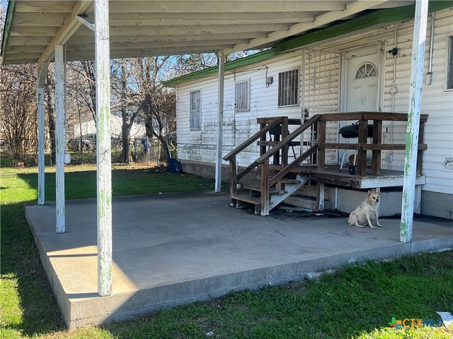 2201 Keenan Avenue, Copperas Cove, TX 76522
