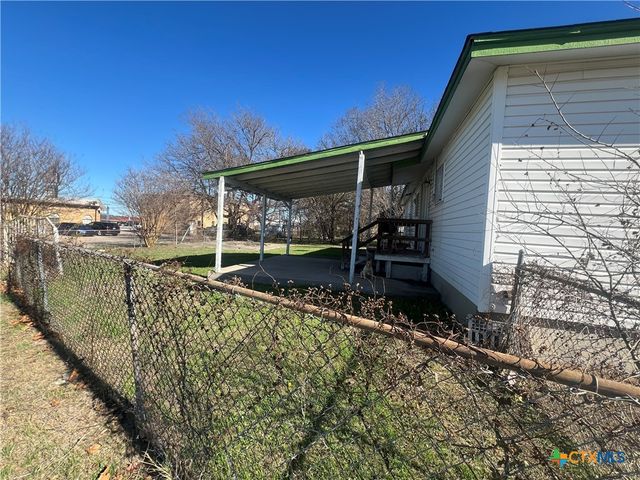 2201 Keenan Avenue, Copperas Cove, TX 76522