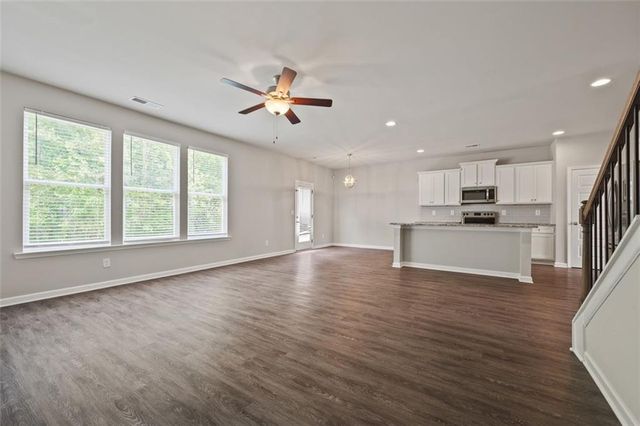 139 HUNTS MILL Circle, Griffin, GA 30224