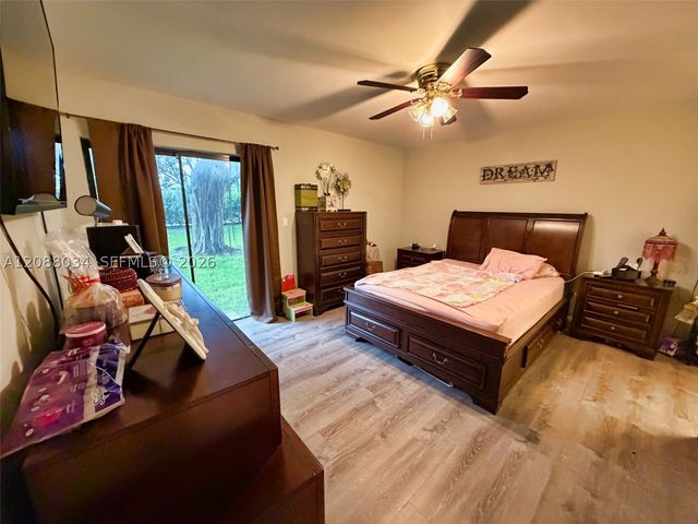 8460 Shadow Ct 1-4, Coral Springs, FL 33071