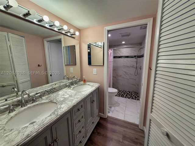 8460 Shadow Ct 1-4, Coral Springs, FL 33071