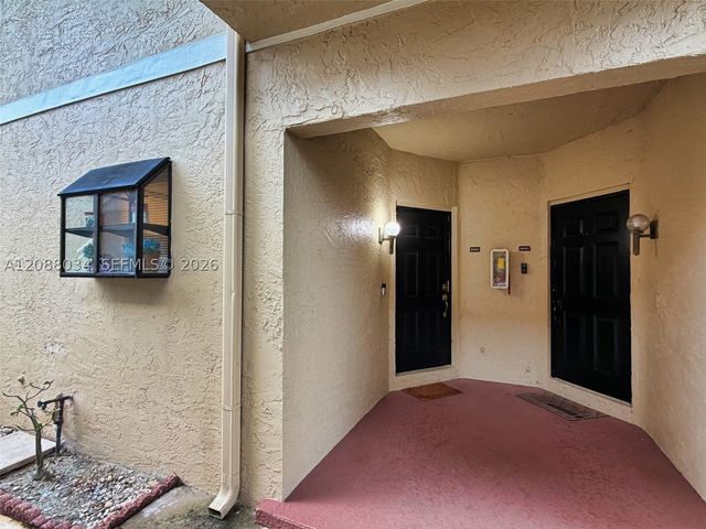 8460 Shadow Ct 1-4, Coral Springs, FL 33071
