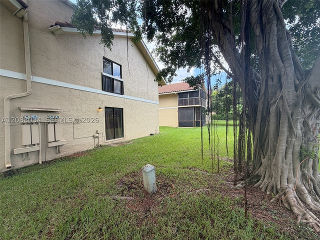 8460 Shadow Ct 1-4, Coral Springs, FL 33071