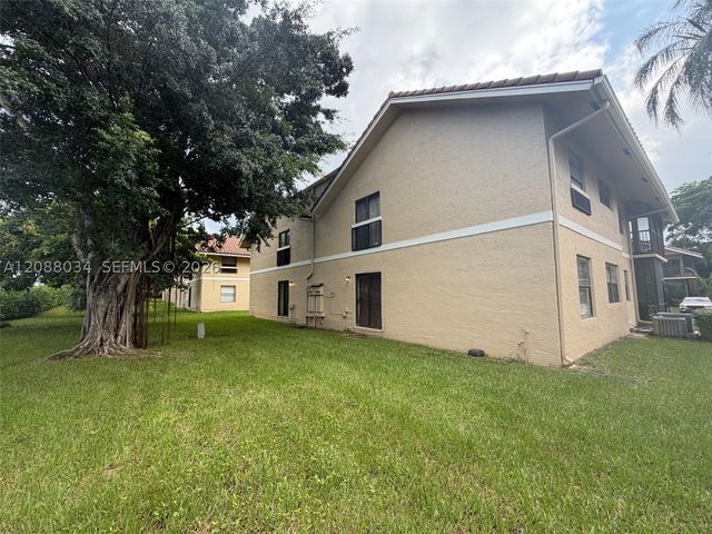 8460 Shadow Ct 1-4, Coral Springs, FL 33071