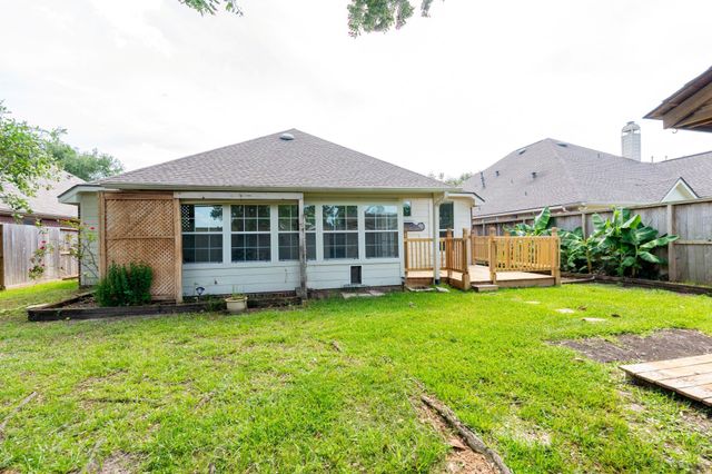10619 Crownsedge Drive, Spring, TX 77379