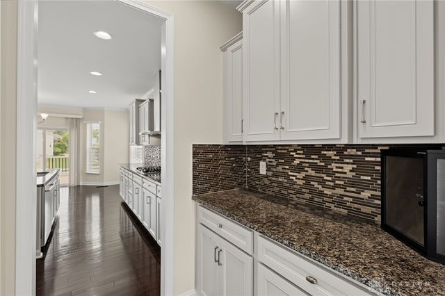 1142 Lancashire Drive, Beavercreek Twp, OH 45385