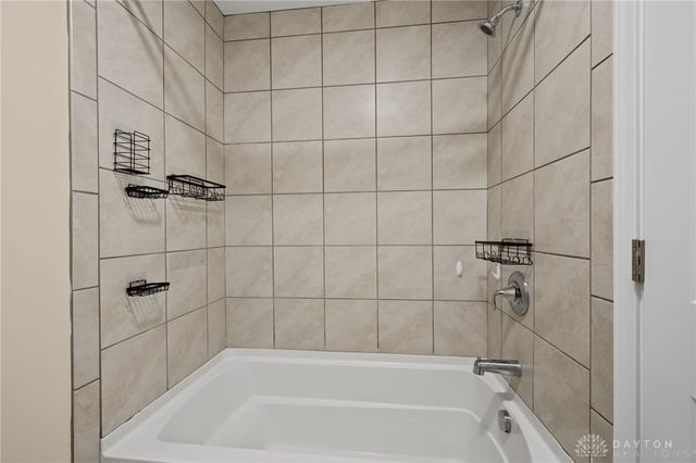 1142 Lancashire Drive, Beavercreek Twp, OH 45385