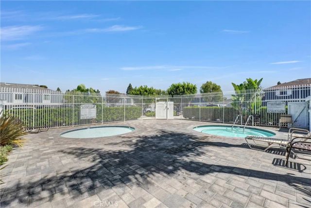 107 Lexington, Costa Mesa, CA 92626