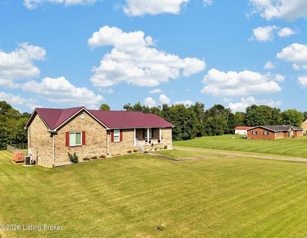 82 N Sunset Ave, Cecilia, KY 42724