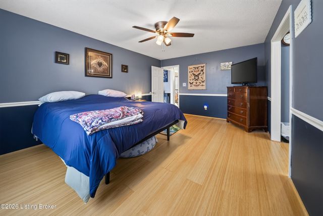 82 N Sunset Ave, Cecilia, KY 42724