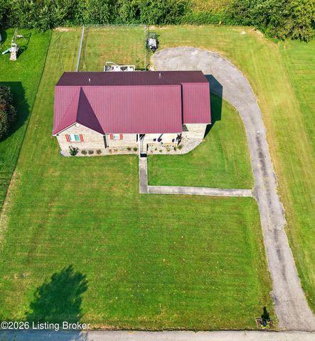 82 N Sunset Ave, Cecilia, KY 42724